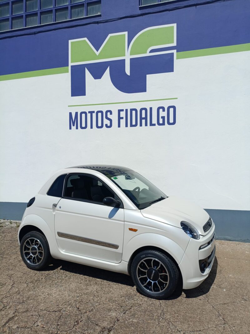 Microcar White 2019 - Special Opportunity