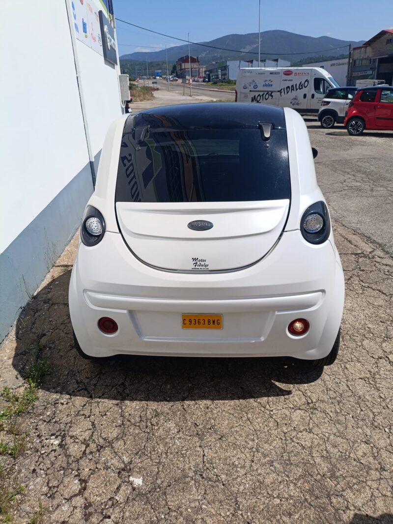 Microcar White 2019 - Special Opportunity