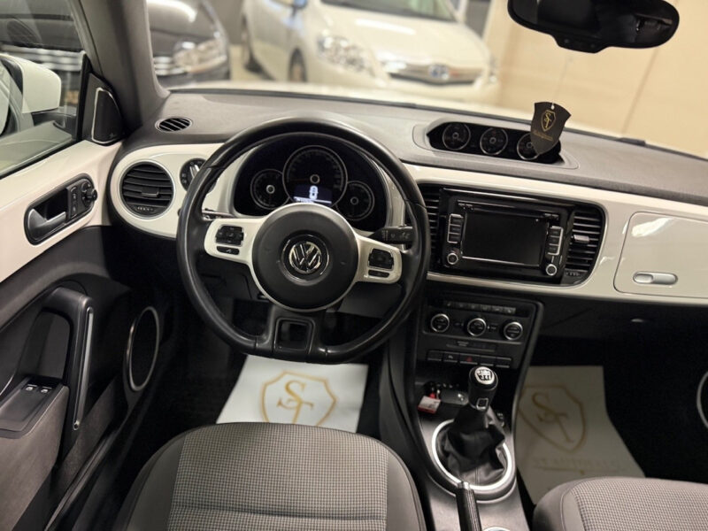 Volkswagen Beetle 2012