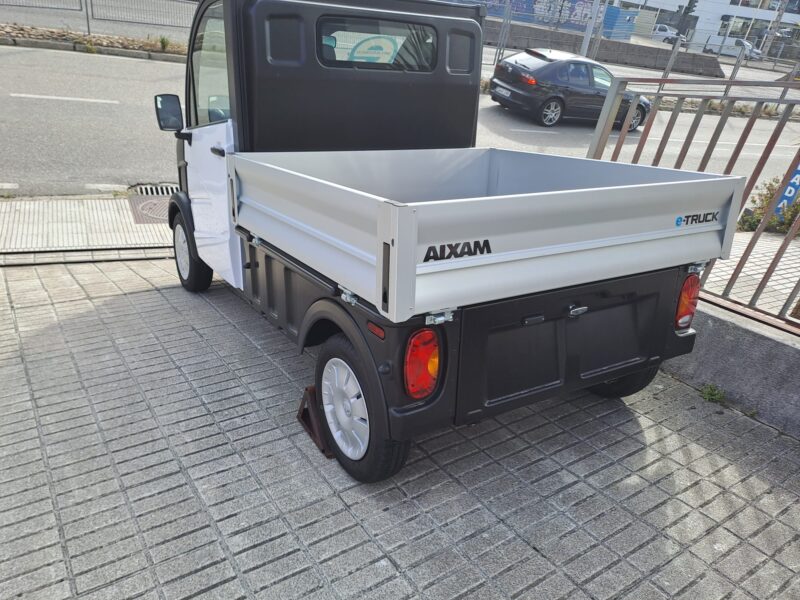 Aixam Etruck - Electric Truck Without License Kabuto Mobil